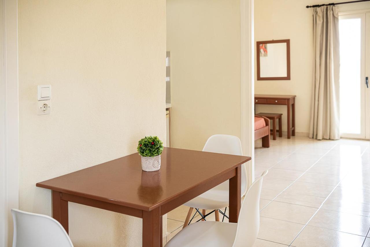 Sofia Apartments Almirida Extérieur photo
